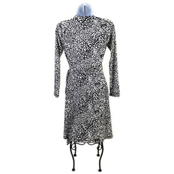 Banana Republic Factory Black White V-Neck Long Sleeve Wrap Dress Women XSP - Picture 3 of 14